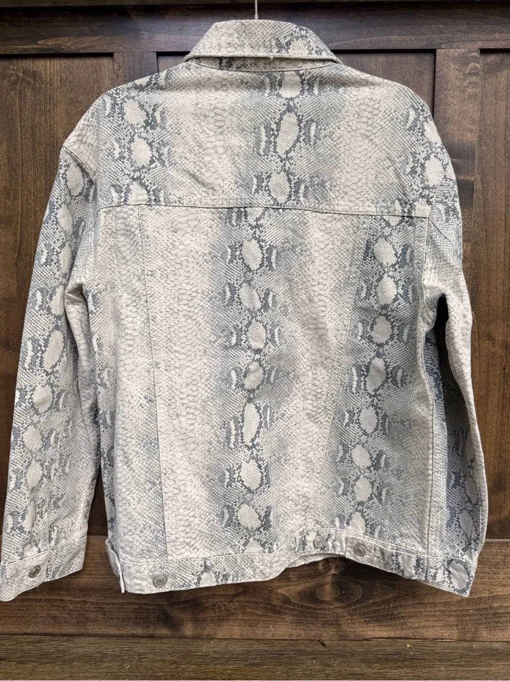 Free People| Snake Print Trucker Jacket Gray/Cream| Size Medium - Picture 3 of 3
